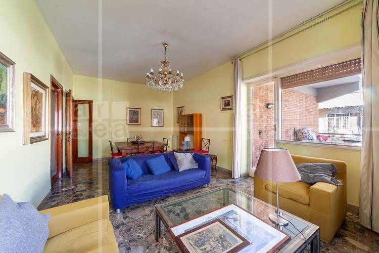 Immagine 55 di Appartamento in vendita  in VIA PAOLA FALCONIERI 82 a Roma