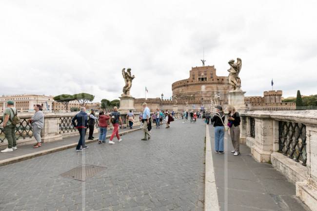 Immagine 1 di Appartamento in vendita  in Via Paola a Roma