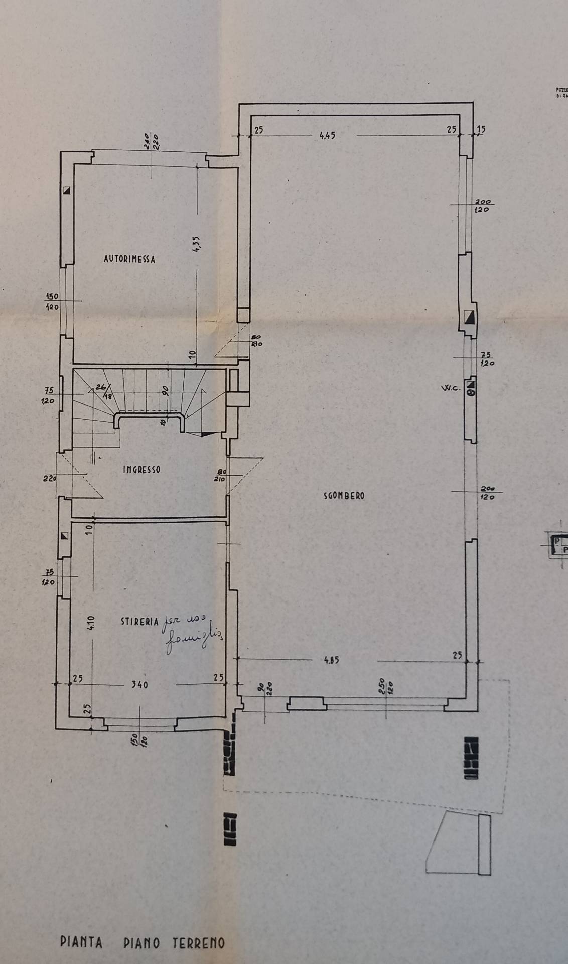 Immagine 29 di Villa in vendita  in Via Generale Giuseppe Perotti 10 a Gallarate