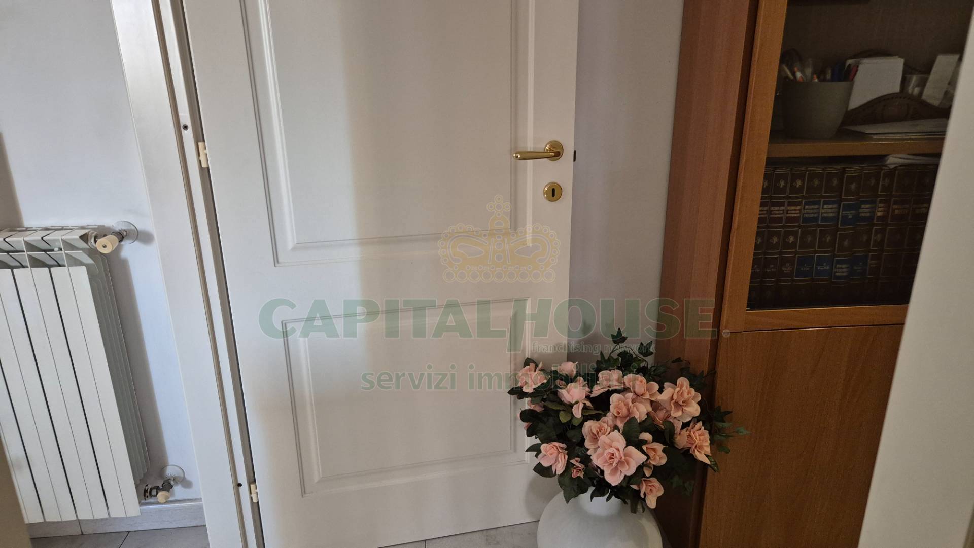 Immagine 24 di Appartamento in vendita  a Capodrise