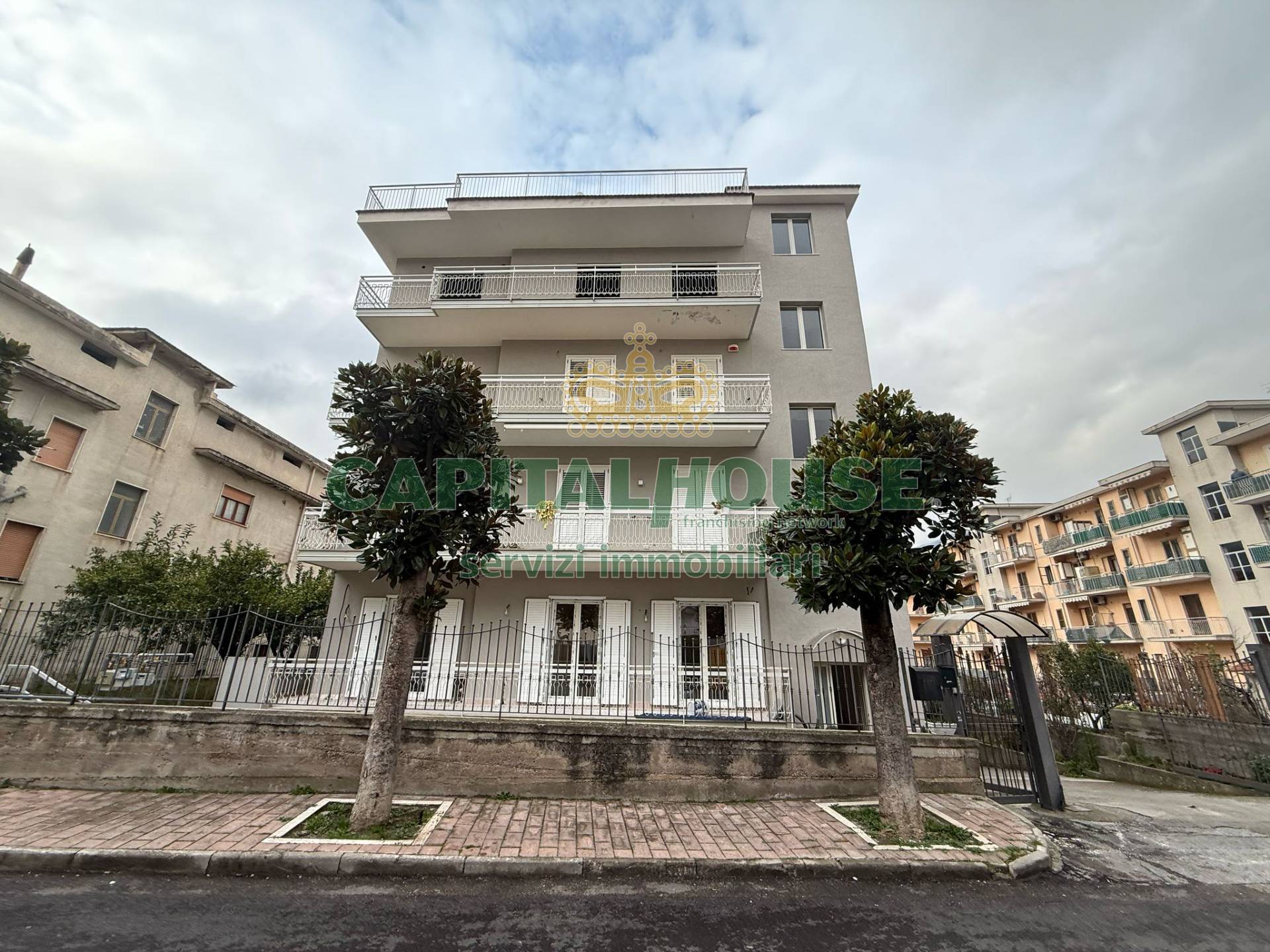 Immagine 1 di Appartamento in vendita  in via zambrano a Siano