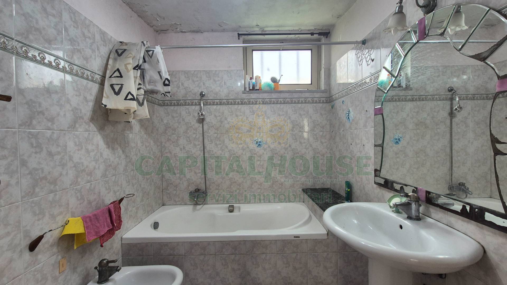 Immagine 29 di Appartamento in vendita  a Macerata Campania