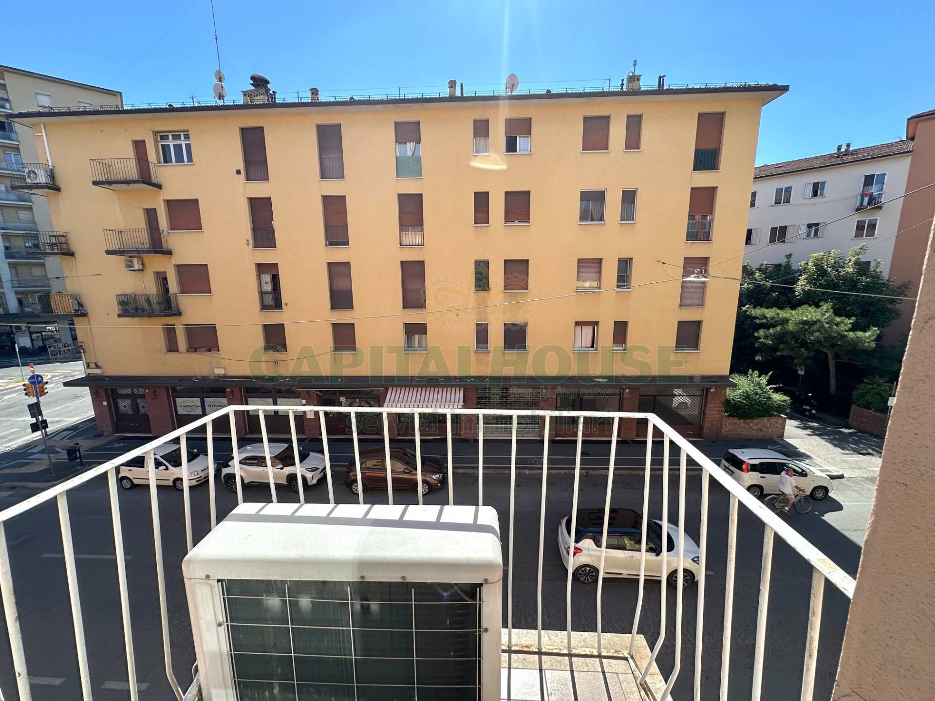 Immagine 9 di Appartamento in affitto  in via Galeotti a Bologna