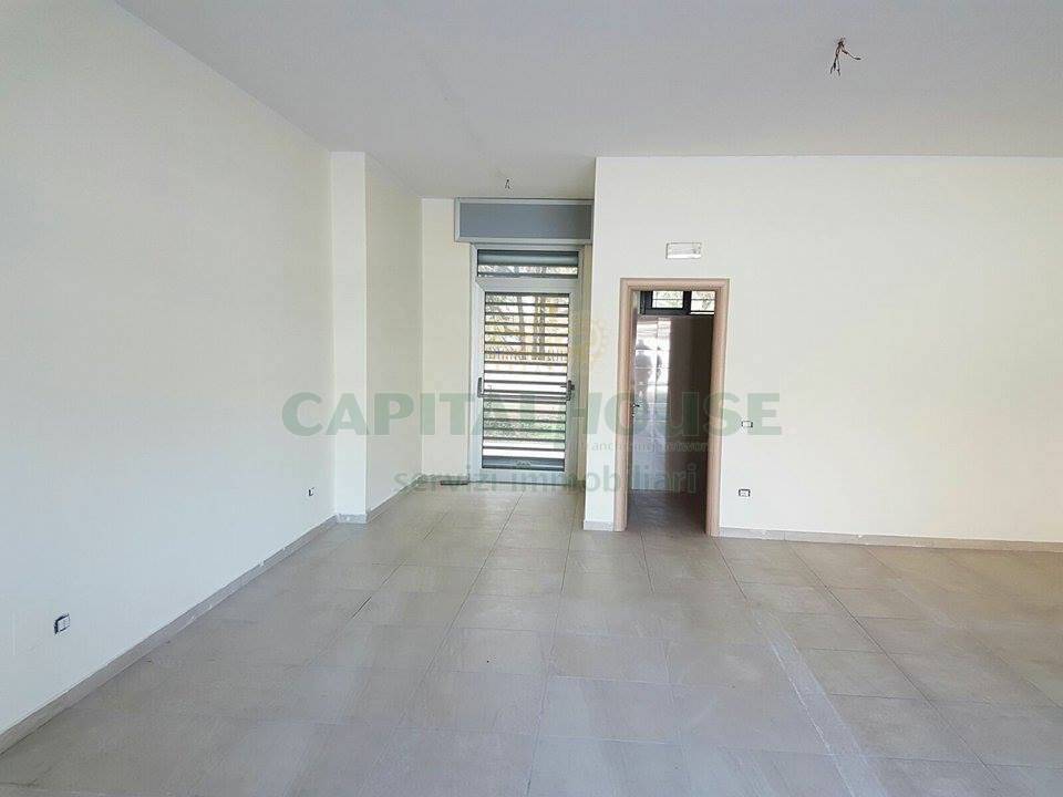 Immagine 7 di Locale commerciale in affitto  in Via Provinciale per Cicciano a Camposano