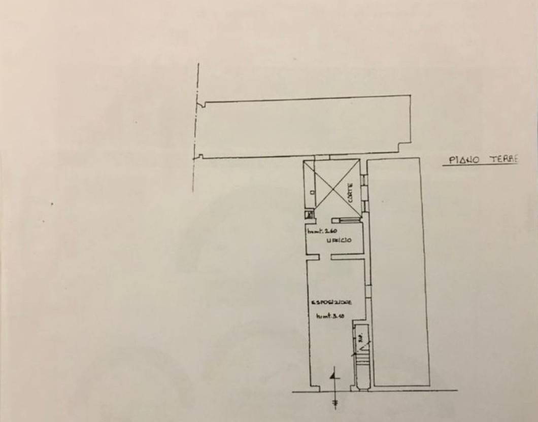 Immagine 5 di Locale commerciale in vendita  in Via Giuseppe Verdi 16 a Firenze