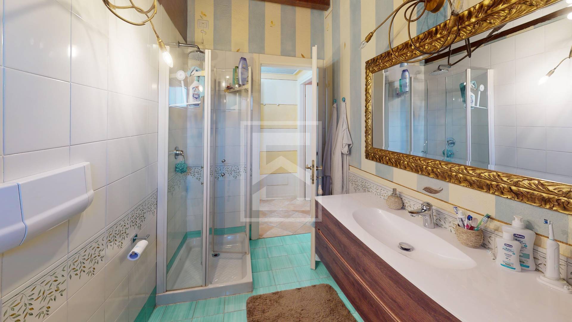 Immagine 31 di Appartamento in vendita  in Località Sermana 1 a Peschiera Del Garda