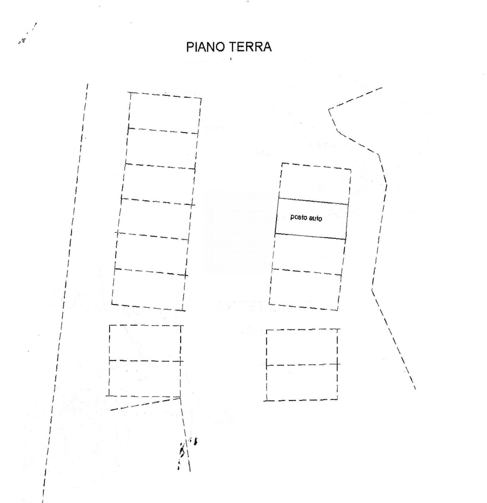 Immagine 23 di Appartamento in vendita  in Bassana 4 a Peschiera Del Garda