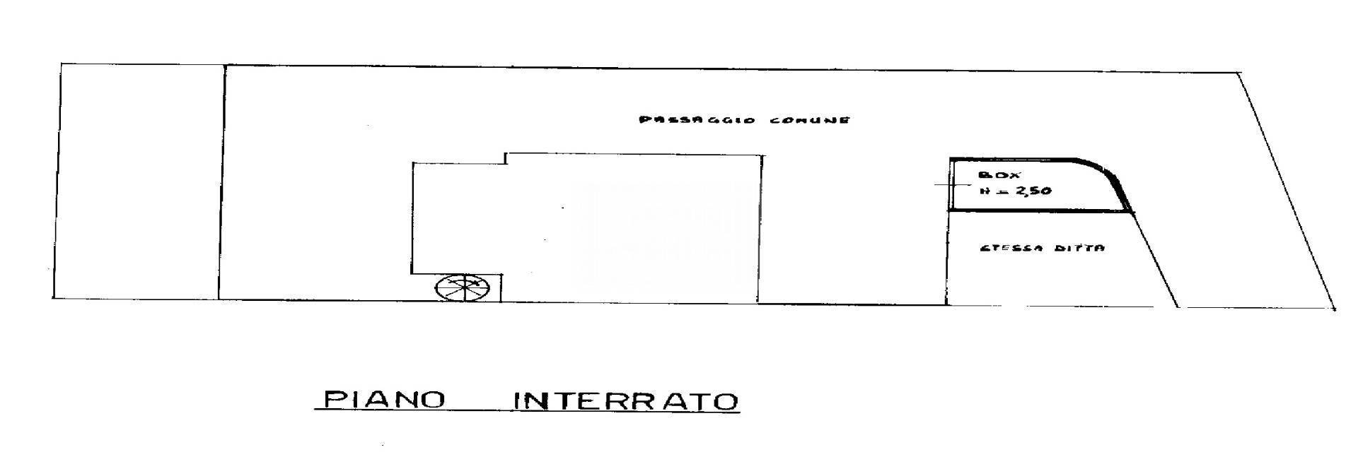 Immagine 29 di Villa in vendita  in Via Tommaso dal Molin 45 a Desenzano Del Garda