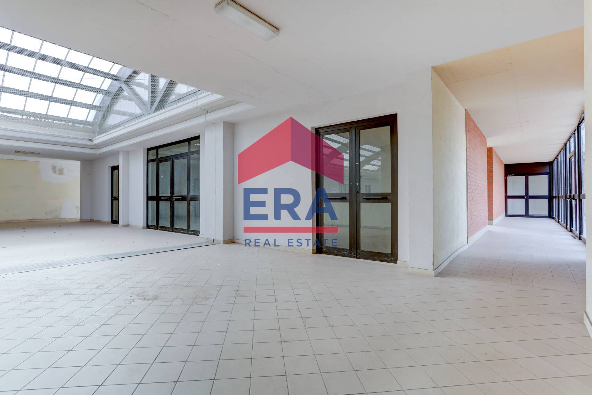 Immagine 14 di Ufficio in affitto  in Via Alcide De Gasperi 4 a Pomezia