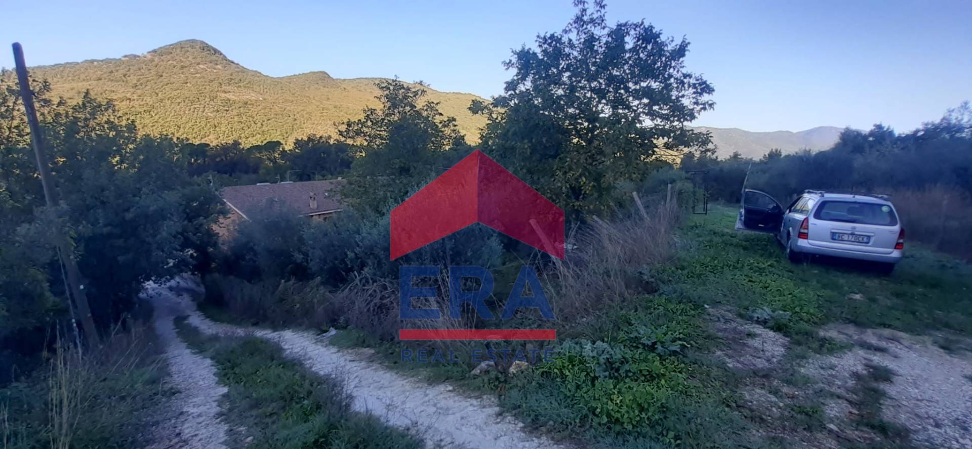 Immagine 5 di Terreno residenziale in vendita  in Via dei Colli snc a Agosta