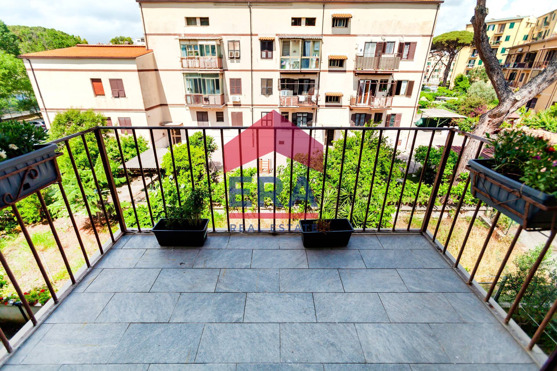 Immagine 8 di Appartamento in vendita  in Via Giuseppe Andre' 22 a Roma