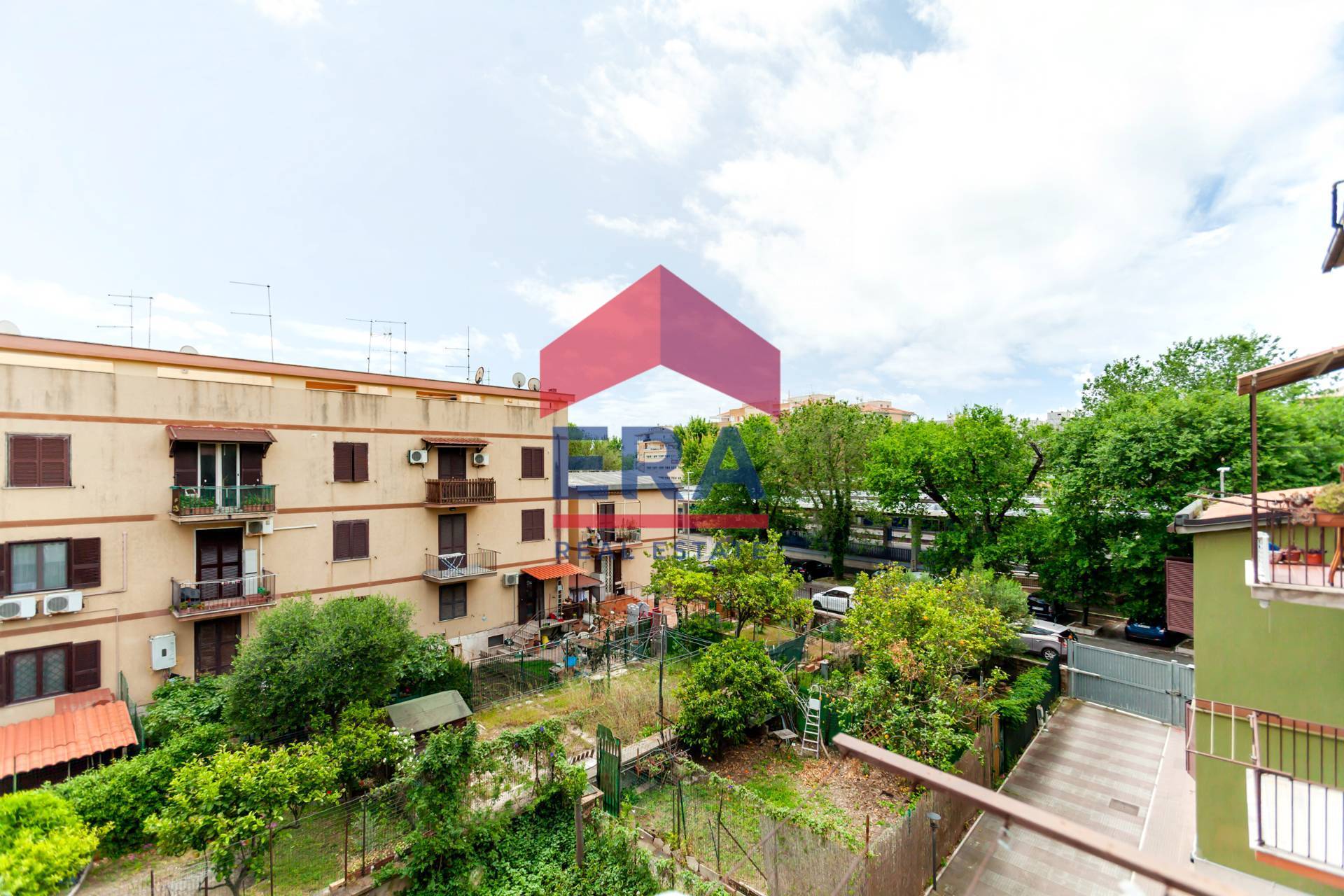 Immagine 30 di Appartamento in vendita  in Via Giuseppe Andre' 22 a Roma