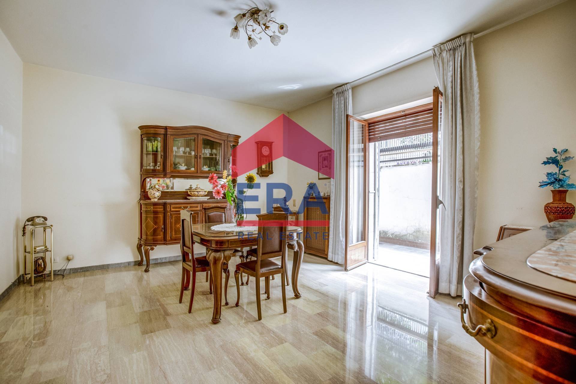 Immagine 15 di Appartamento in vendita  in Via Enrico Fermi 49 a Roma