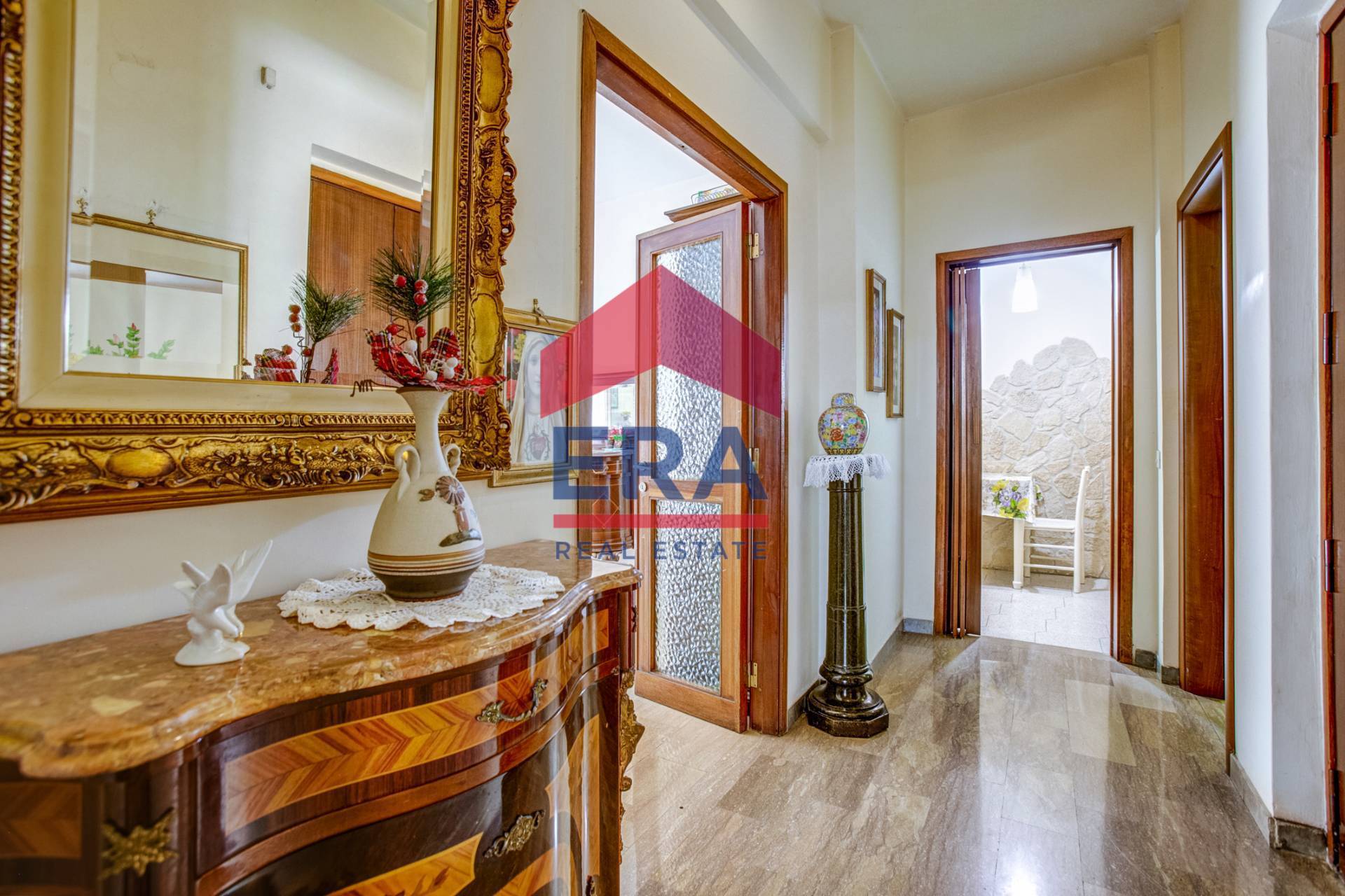 Immagine 16 di Appartamento in vendita  in Via Enrico Fermi 49 a Roma