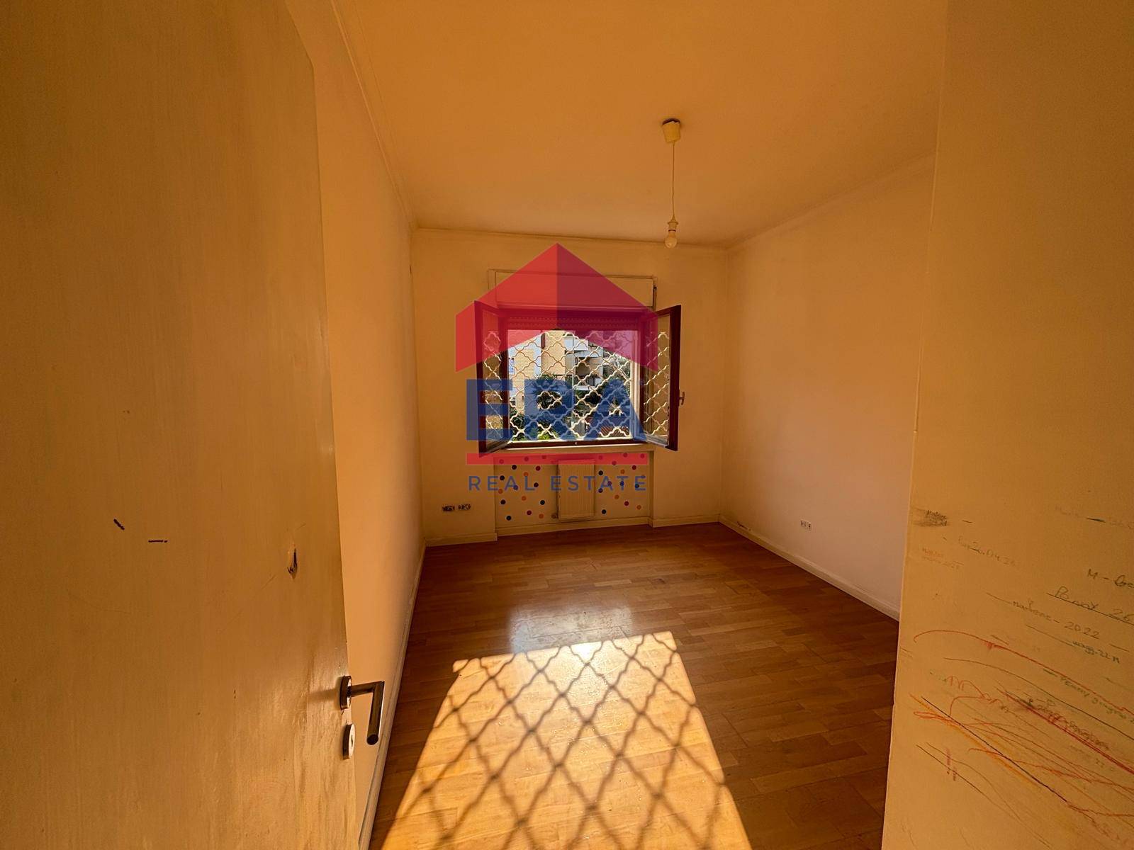 Immagine 15 di Appartamento in vendita  in Via Ildebrando Vivanti 125 a Roma