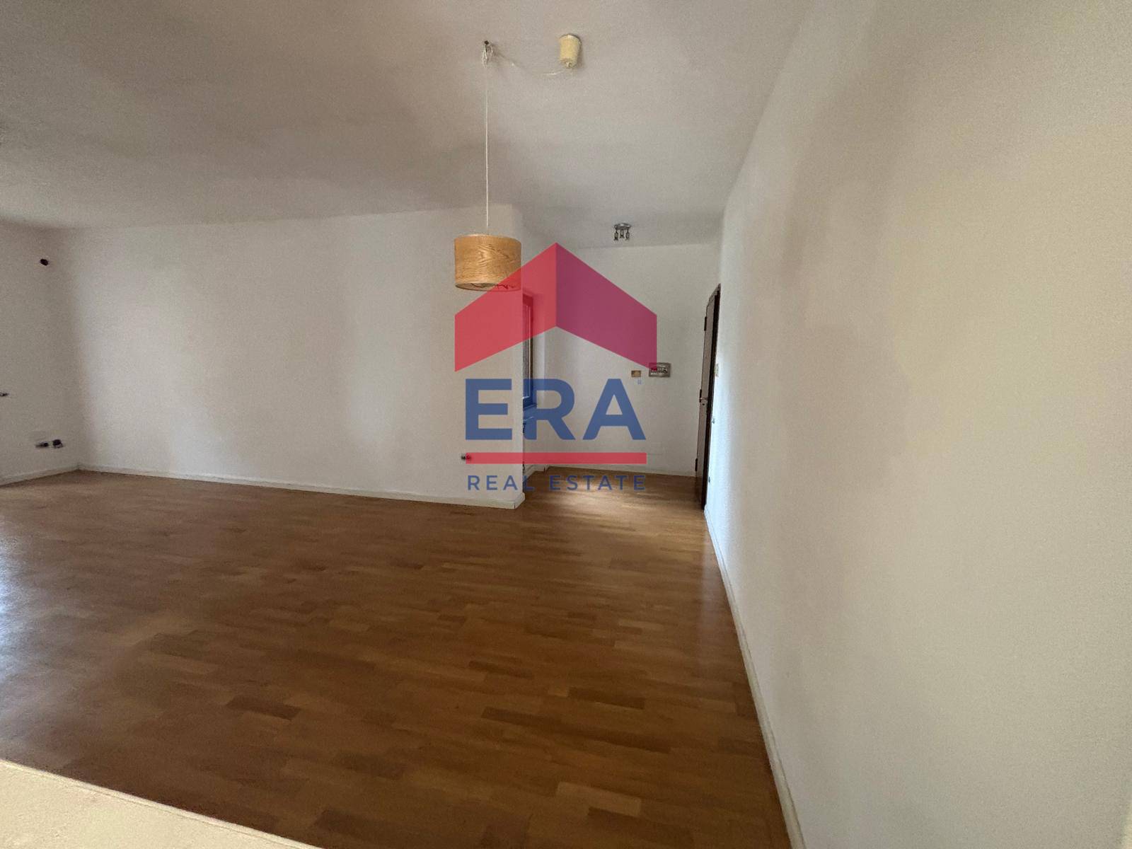 Immagine 3 di Appartamento in vendita  in Via Ildebrando Vivanti 125 a Roma