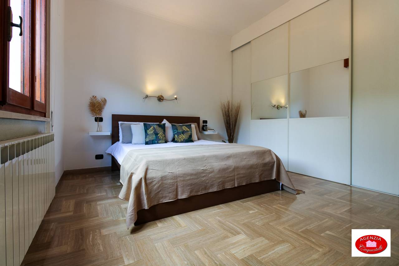 Immagine 4 di Villa in vendita  in Via Pero 116 a Varazze