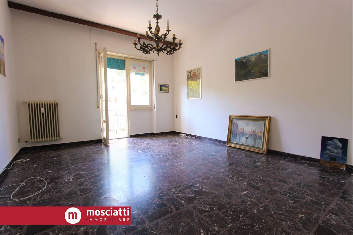 Immagine 5 di Appartamento in vendita  in Diotallevi di Angeluccio a Esanatoglia