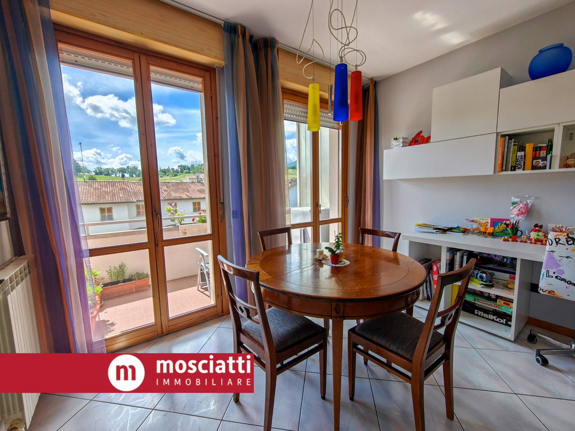 Immagine 6 di Appartamento in vendita  in Via Gramsci 34 a Esanatoglia