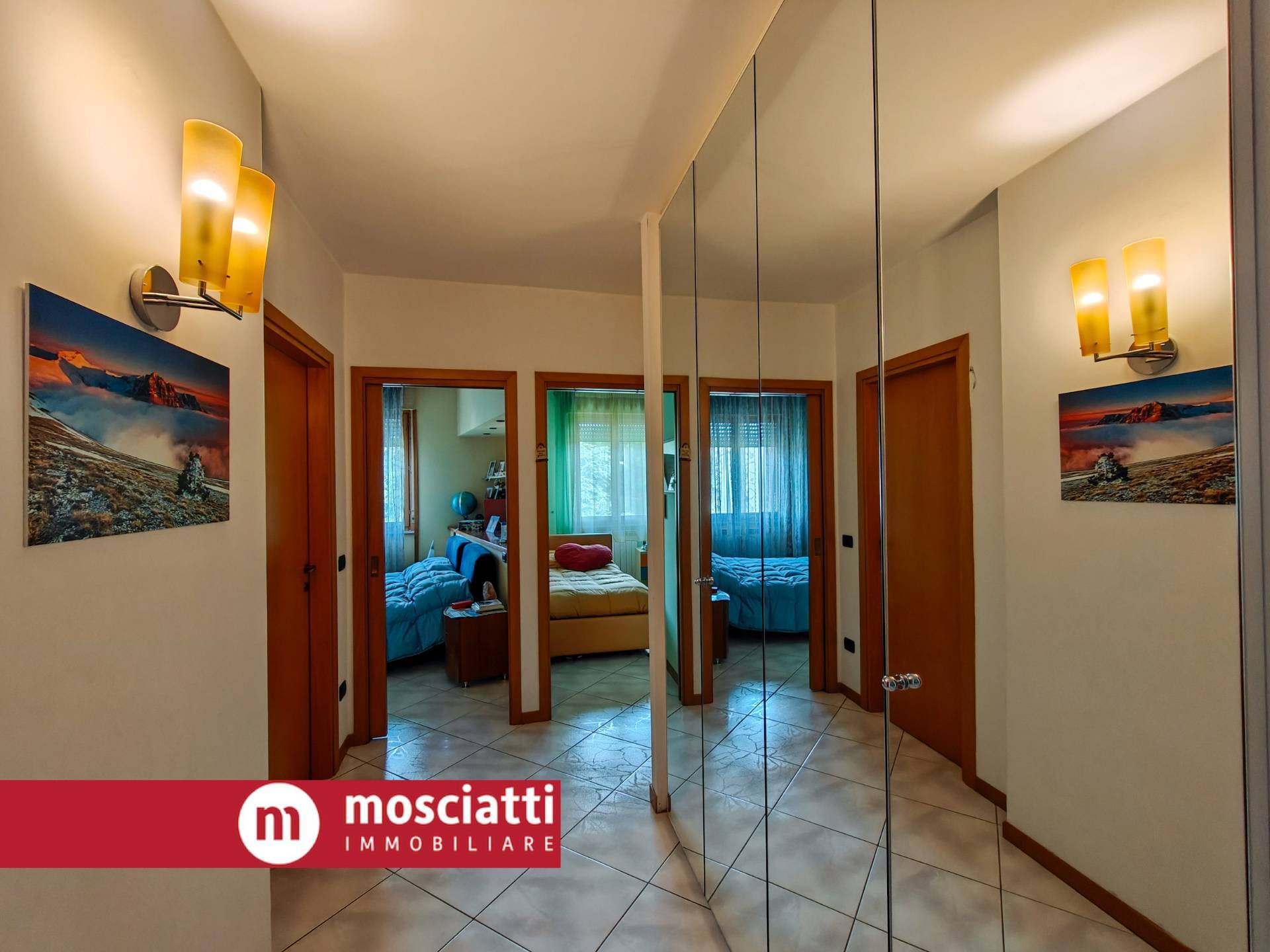 Immagine 9 di Appartamento in vendita  in Via Gramsci 34 a Esanatoglia