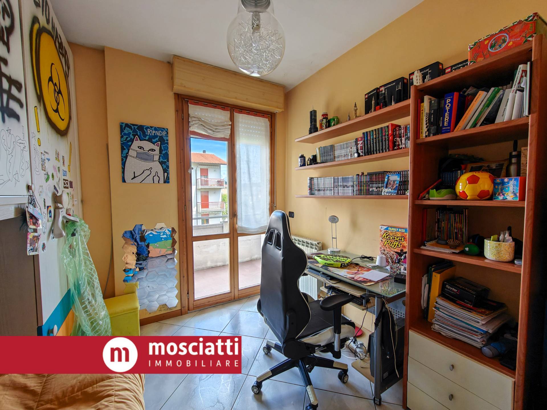 Immagine 13 di Appartamento in vendita  in Via Gramsci 34 a Esanatoglia