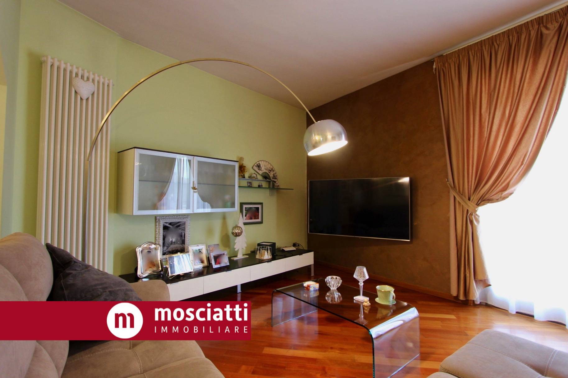 Immagine 3 di Appartamento in vendita  in Viale Cesare Battisti 13 a Esanatoglia