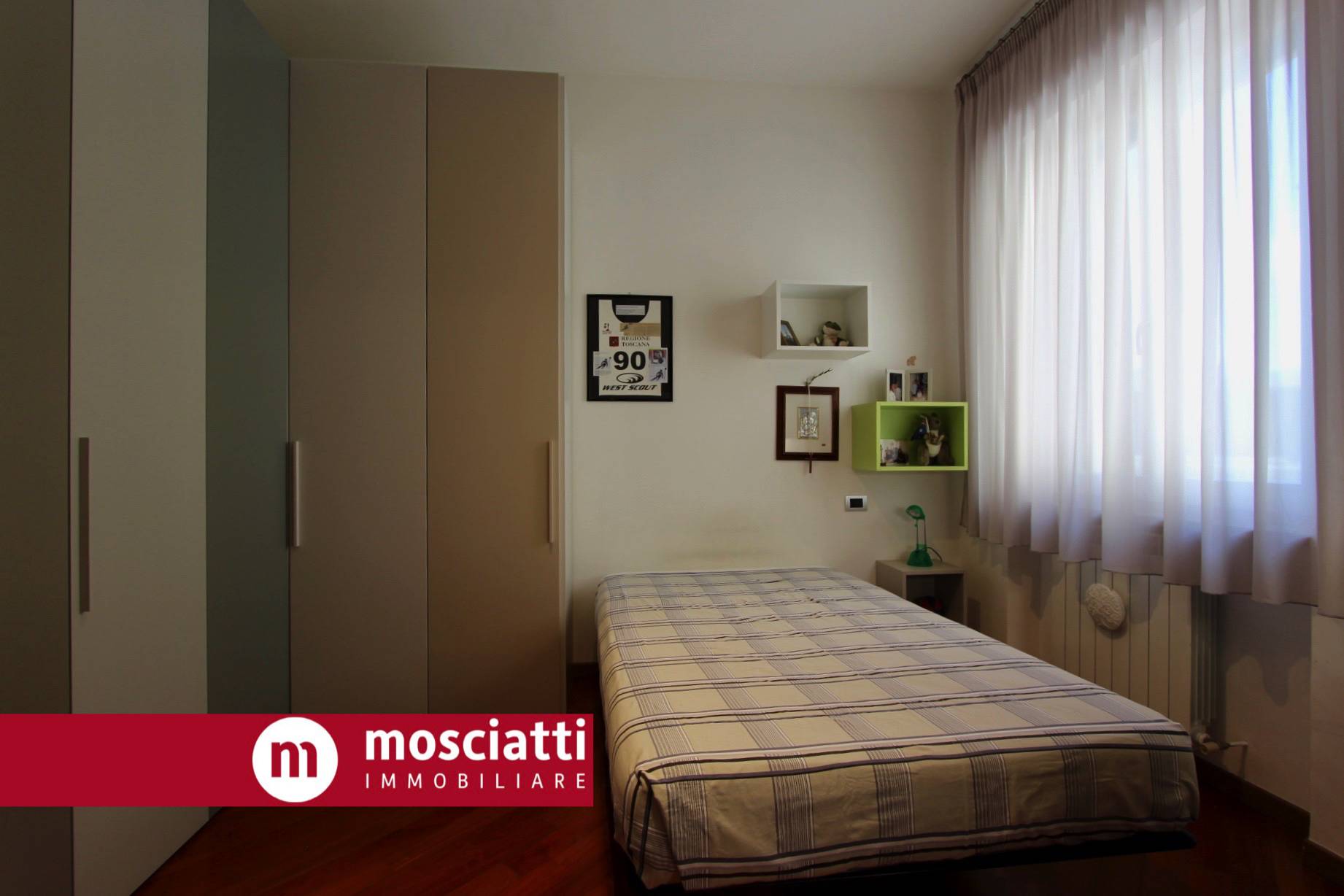 Immagine 15 di Appartamento in vendita  in Viale Cesare Battisti 13 a Esanatoglia