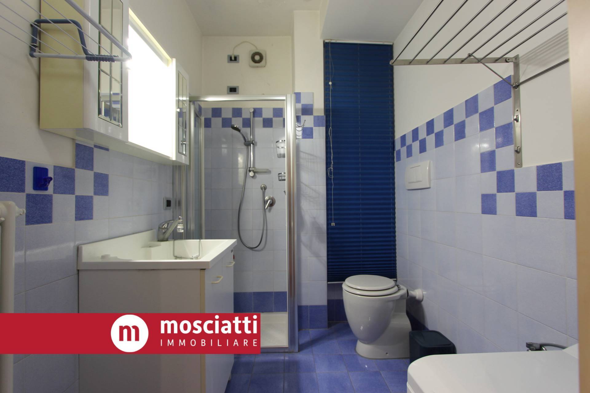 Immagine 18 di Appartamento in vendita  in Viale Cesare Battisti 13 a Esanatoglia