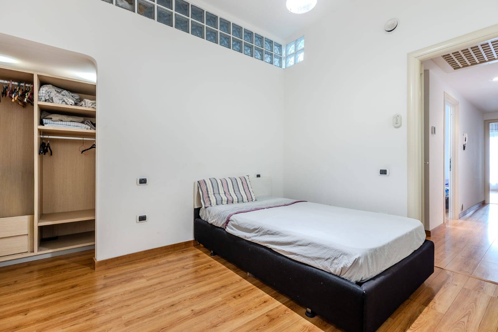 Immagine 6 di Appartamento in vendita  in Via Sant'Eulalia a Cagliari