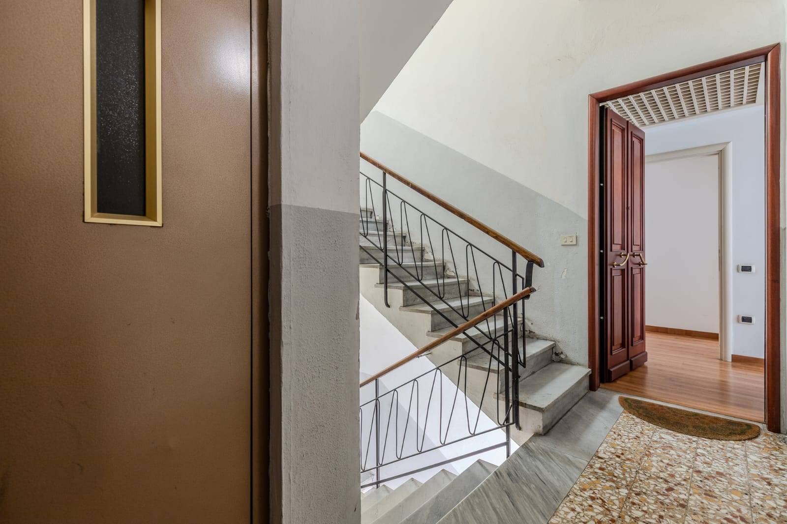 Immagine 16 di Appartamento in vendita  in Via Sant'Eulalia a Cagliari