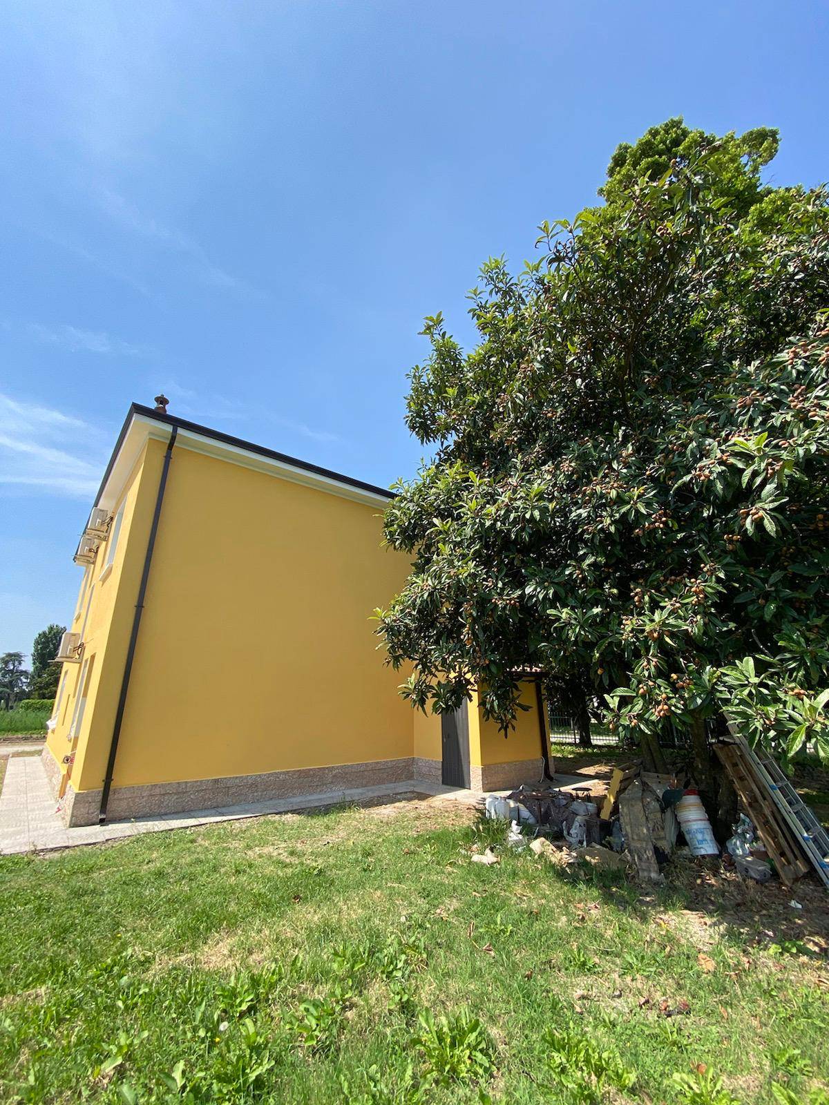 Immagine 26 di Villa in vendita  in Via Canalazzi 167 a Ferrara