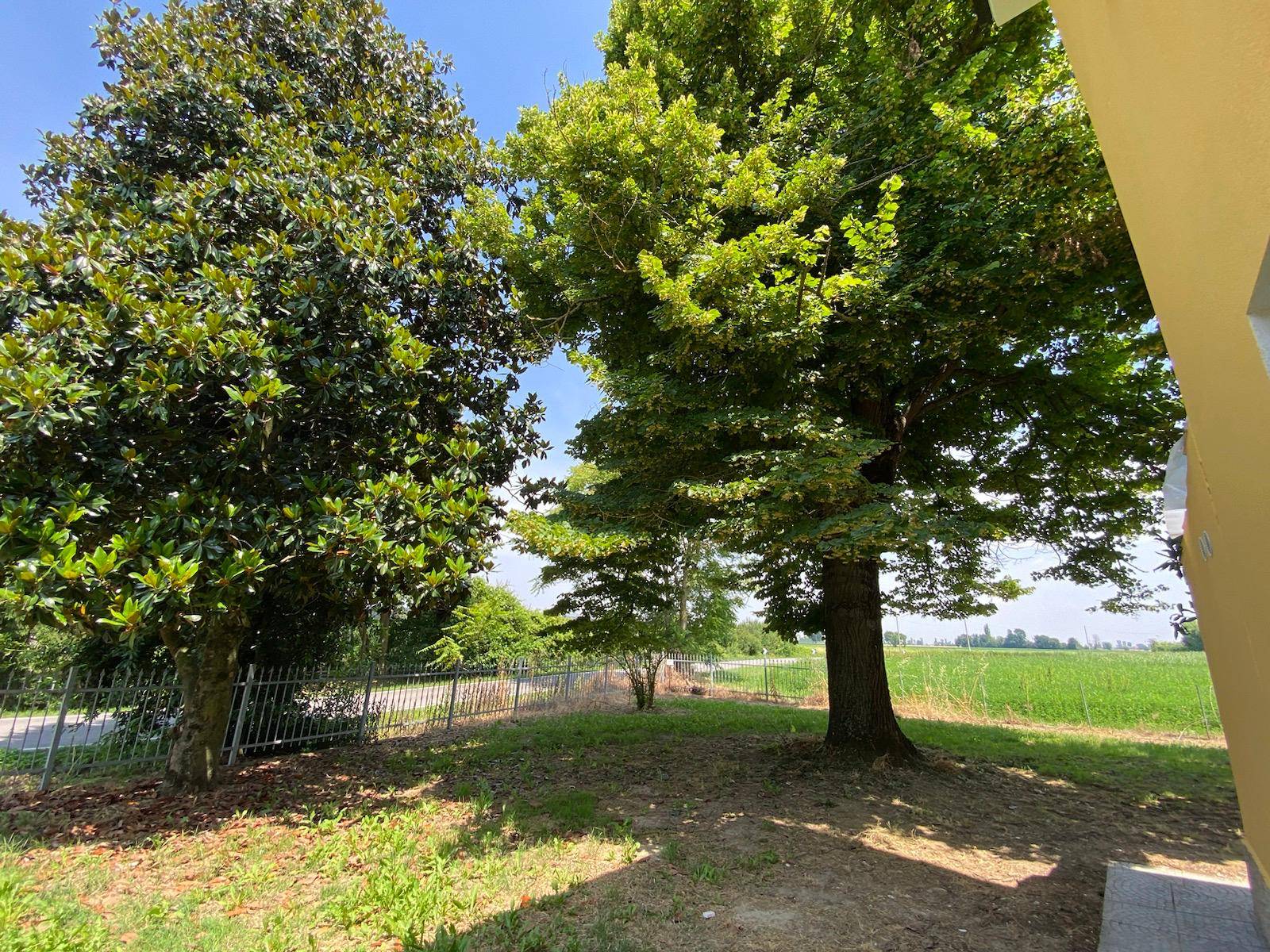 Immagine 28 di Villa in vendita  in Via Canalazzi 167 a Ferrara