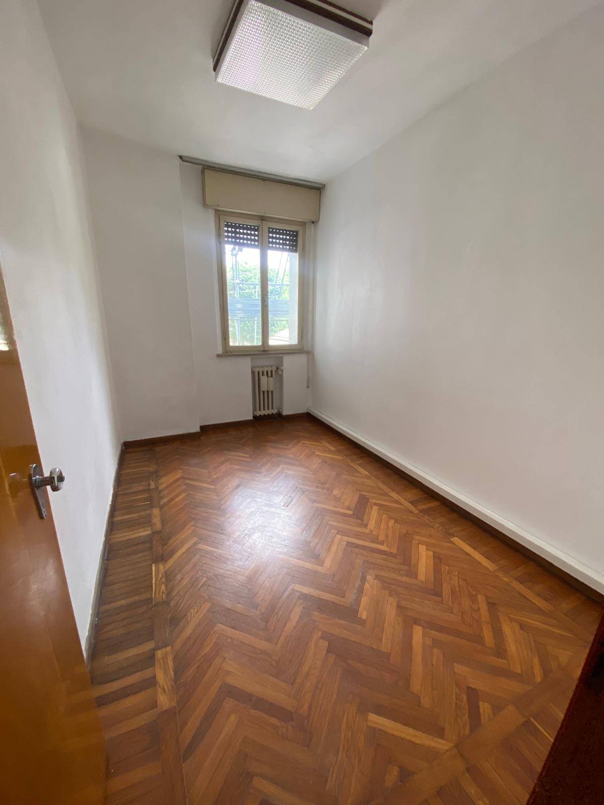 Immagine 8 di Appartamento in vendita  in Viale Cavour 190 a Ferrara