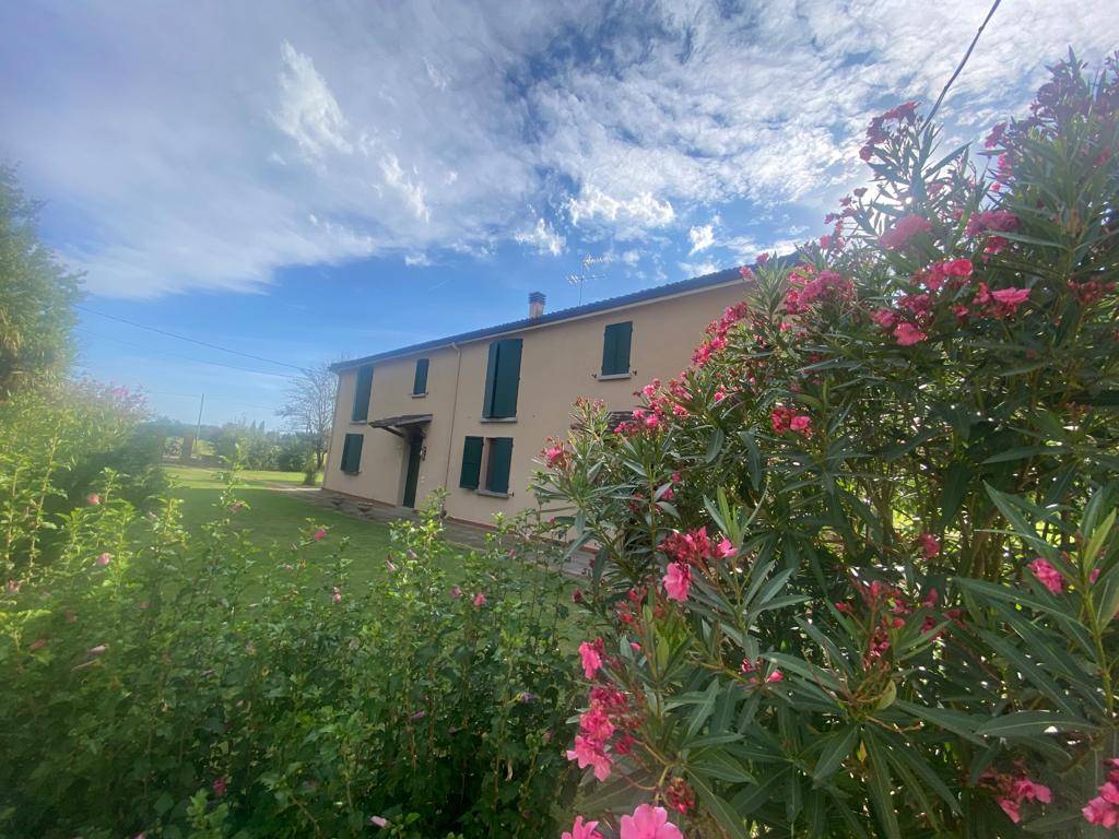 Immagine 1 di Villa in vendita  in via Gresolo 13 a Argenta