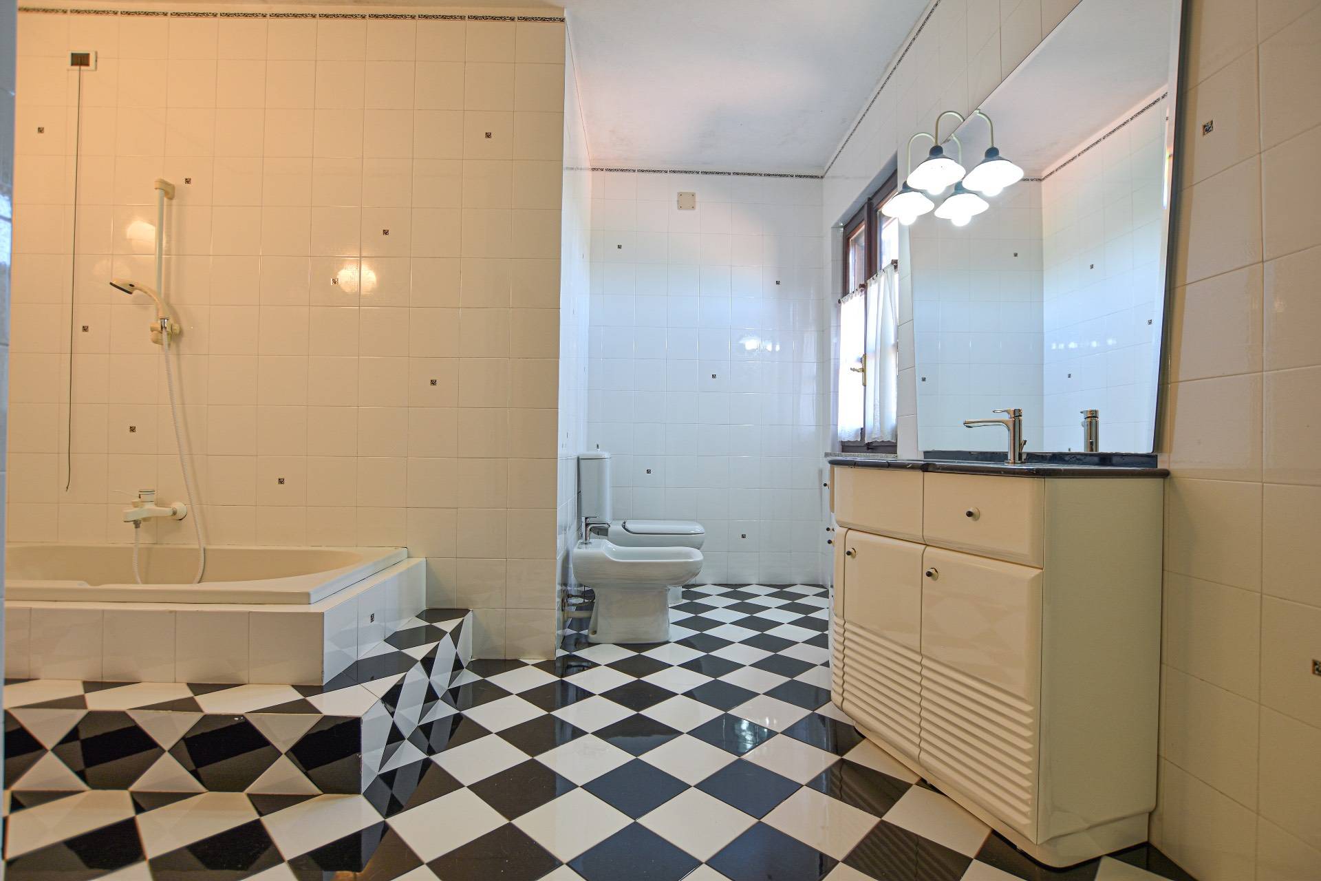 Immagine 19 di Villa in vendita  in Strada vicinale montalè 4 a Sassari