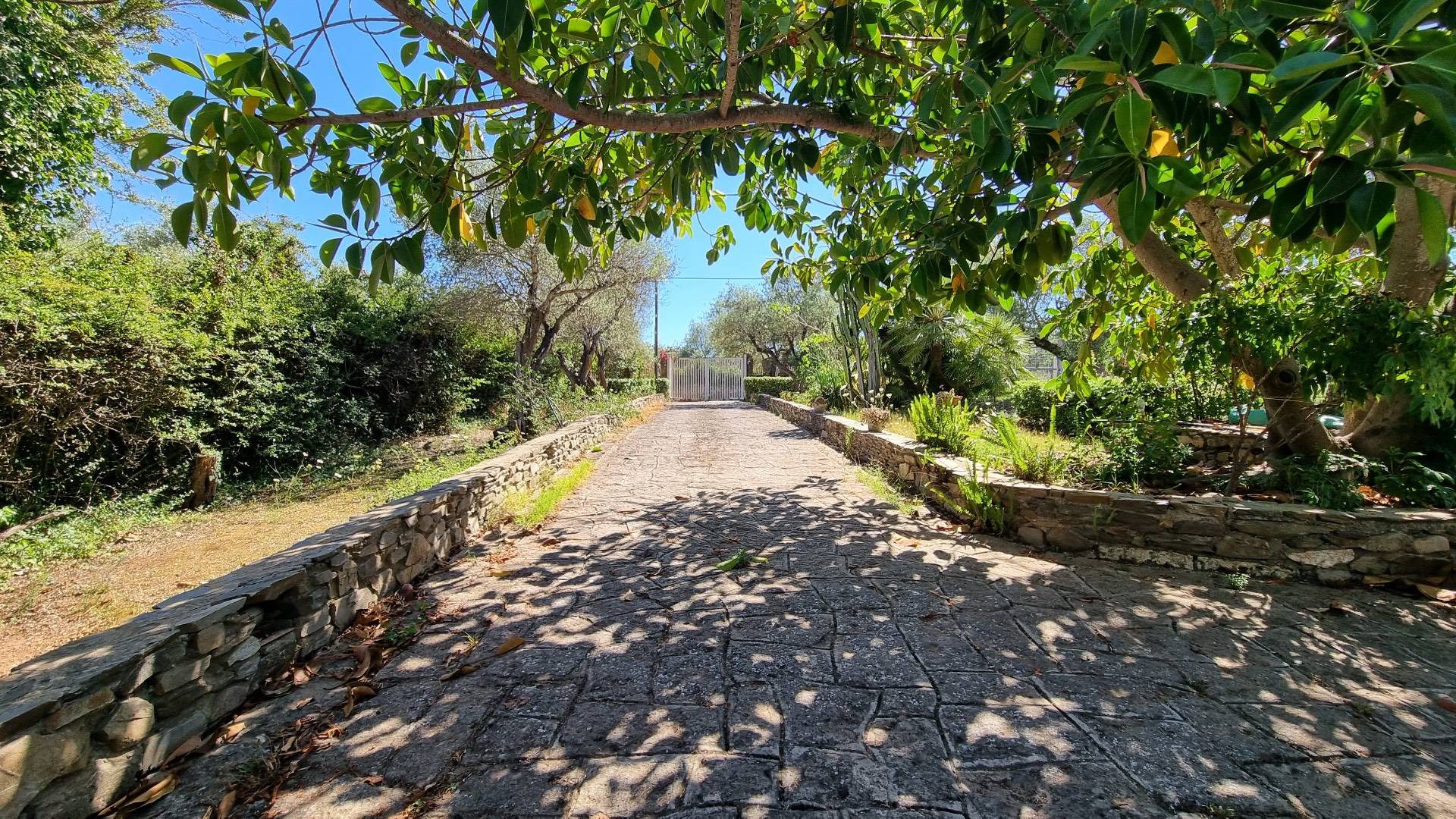 Immagine 36 di Villa in vendita  in Strada vicinale montalè 4 a Sassari