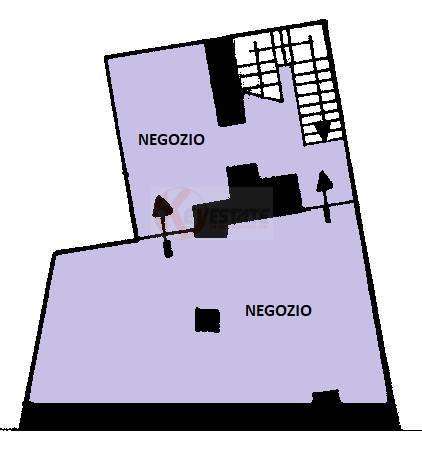 Immagine 18 di Locale commerciale in vendita  in via Rosello 13 a Sassari