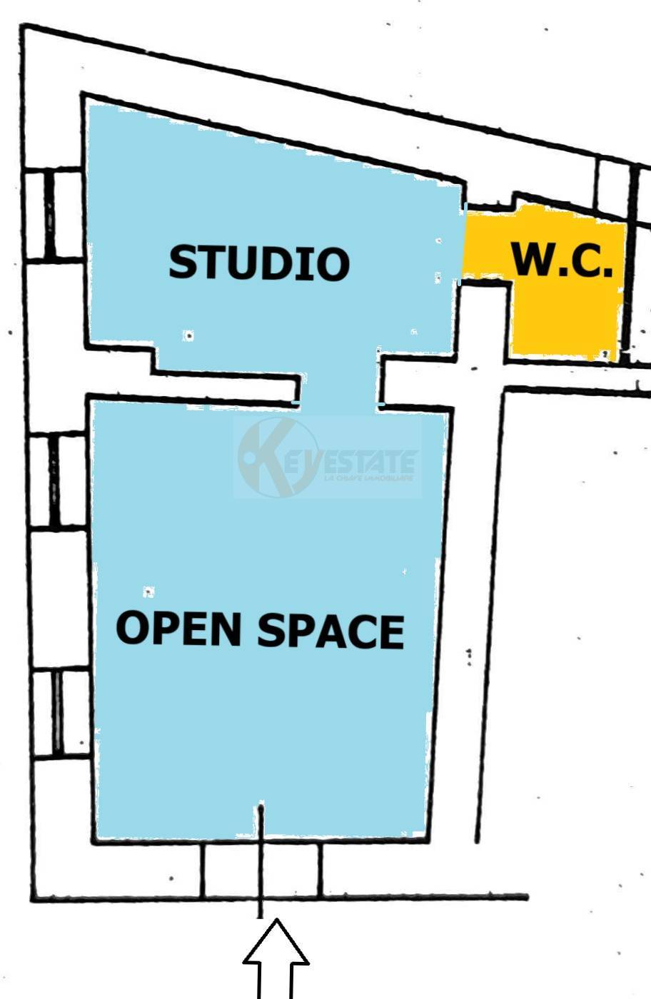 Immagine 26 di Locale commerciale in affitto  in via Camilo Benso Conte di Cavour 7 a Nuoro