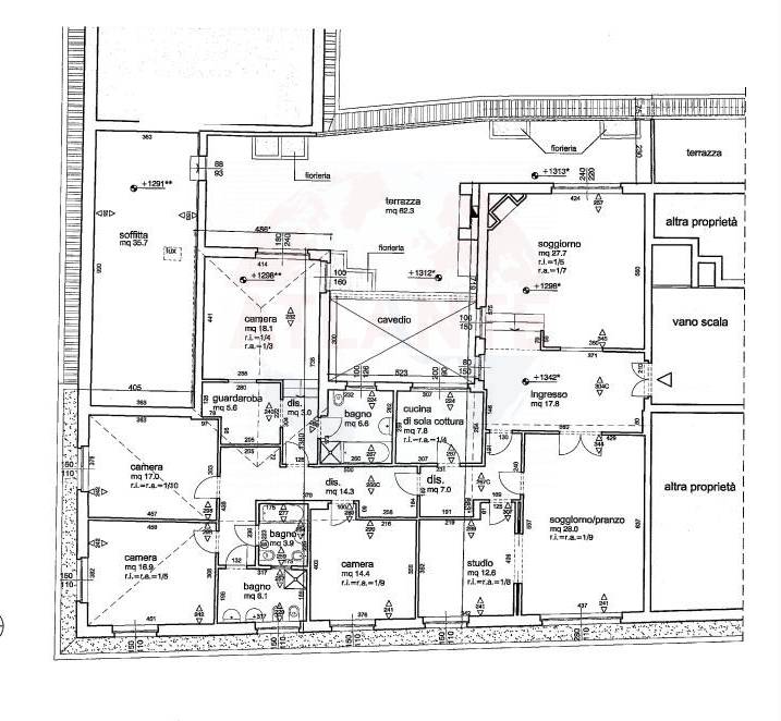 Immagine 126 di Attico in vendita  in Corso Porta Borsari a Verona