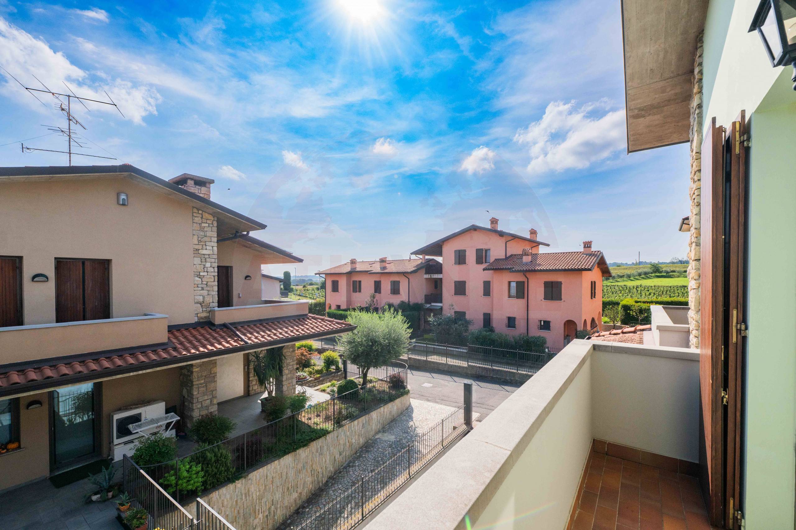 Immagine 40 di Casa semindipendente in vendita  in via Padania snc a Angolo Terme