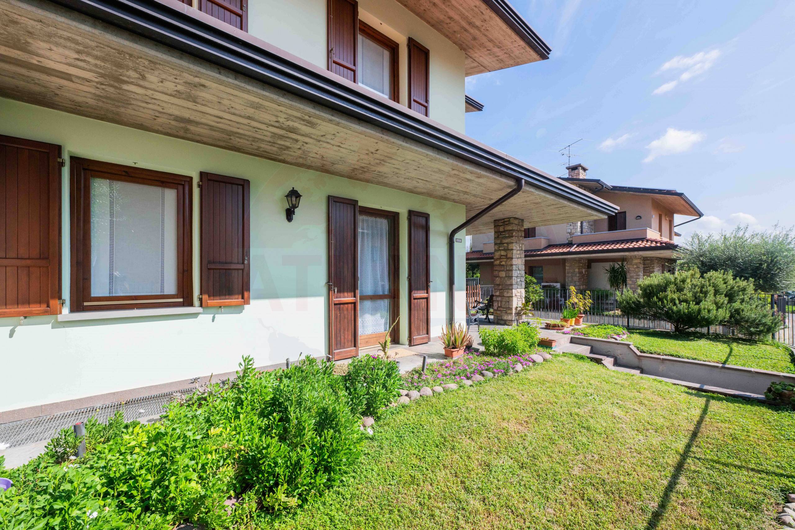 Immagine 78 di Casa semindipendente in vendita  in via Padania snc a Angolo Terme