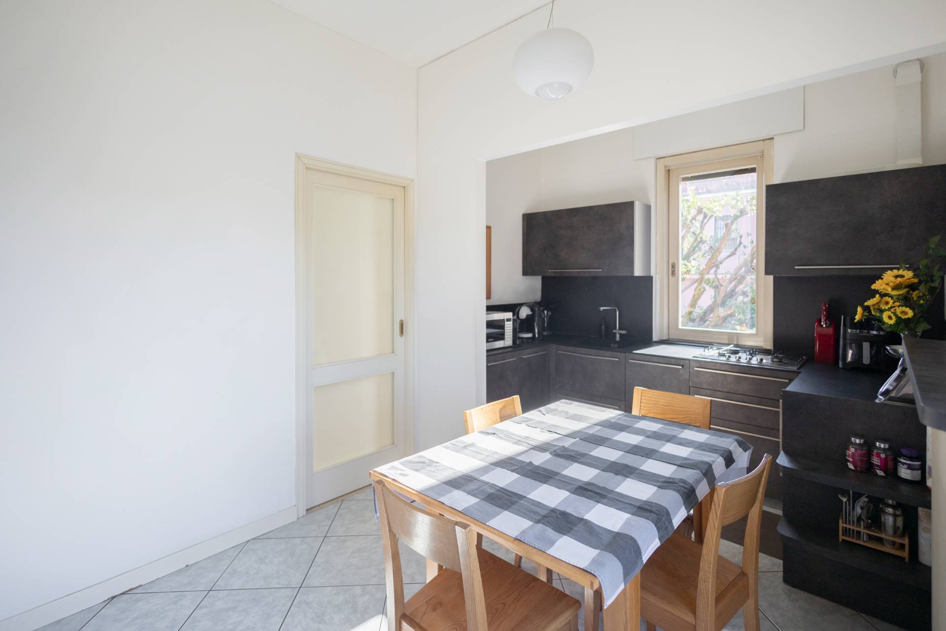 Immagine 16 di Villa in vendita  in Via San Martino 9 a Cuggiono