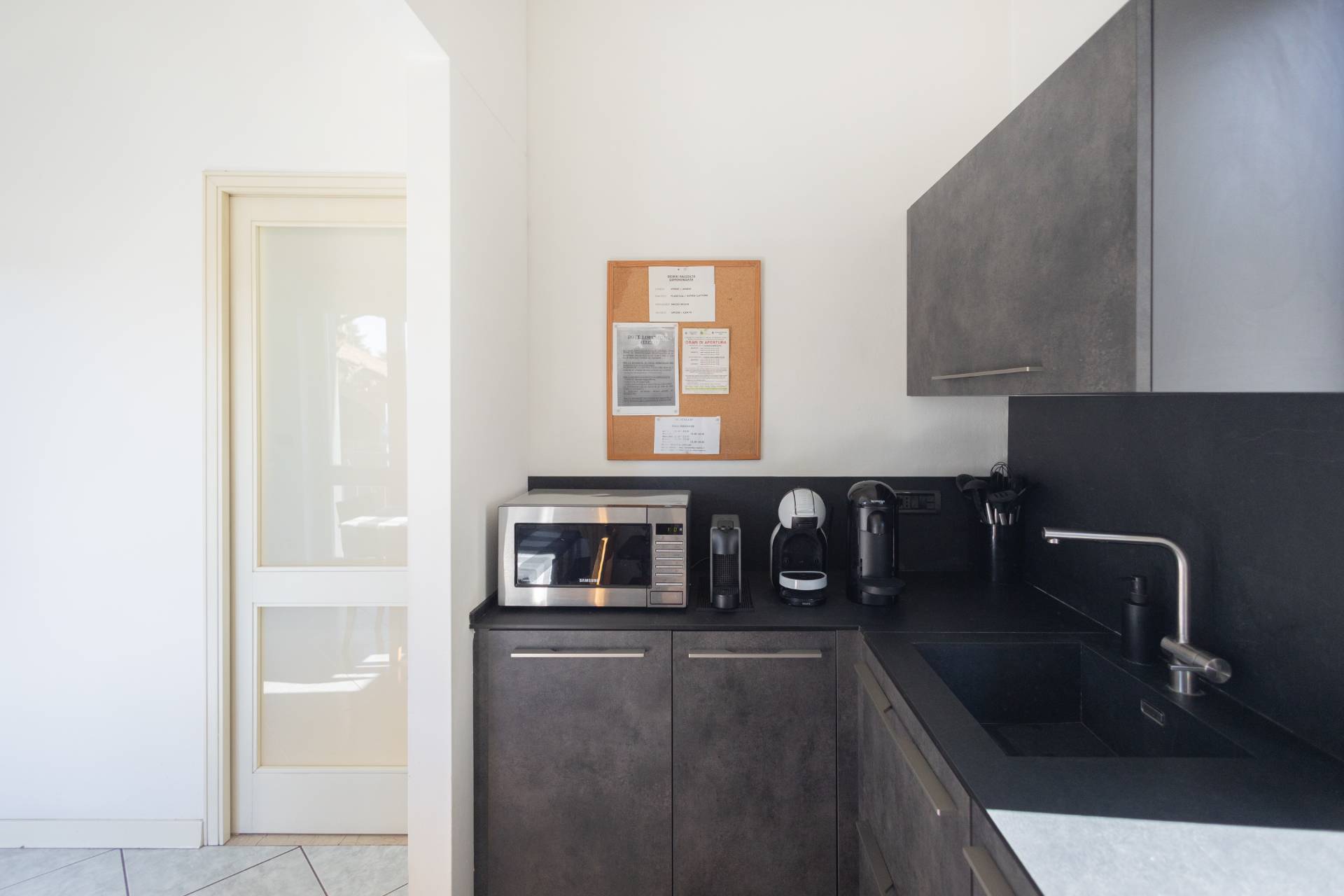 Immagine 14 di Villa in vendita  in Via San Martino 9 a Cuggiono