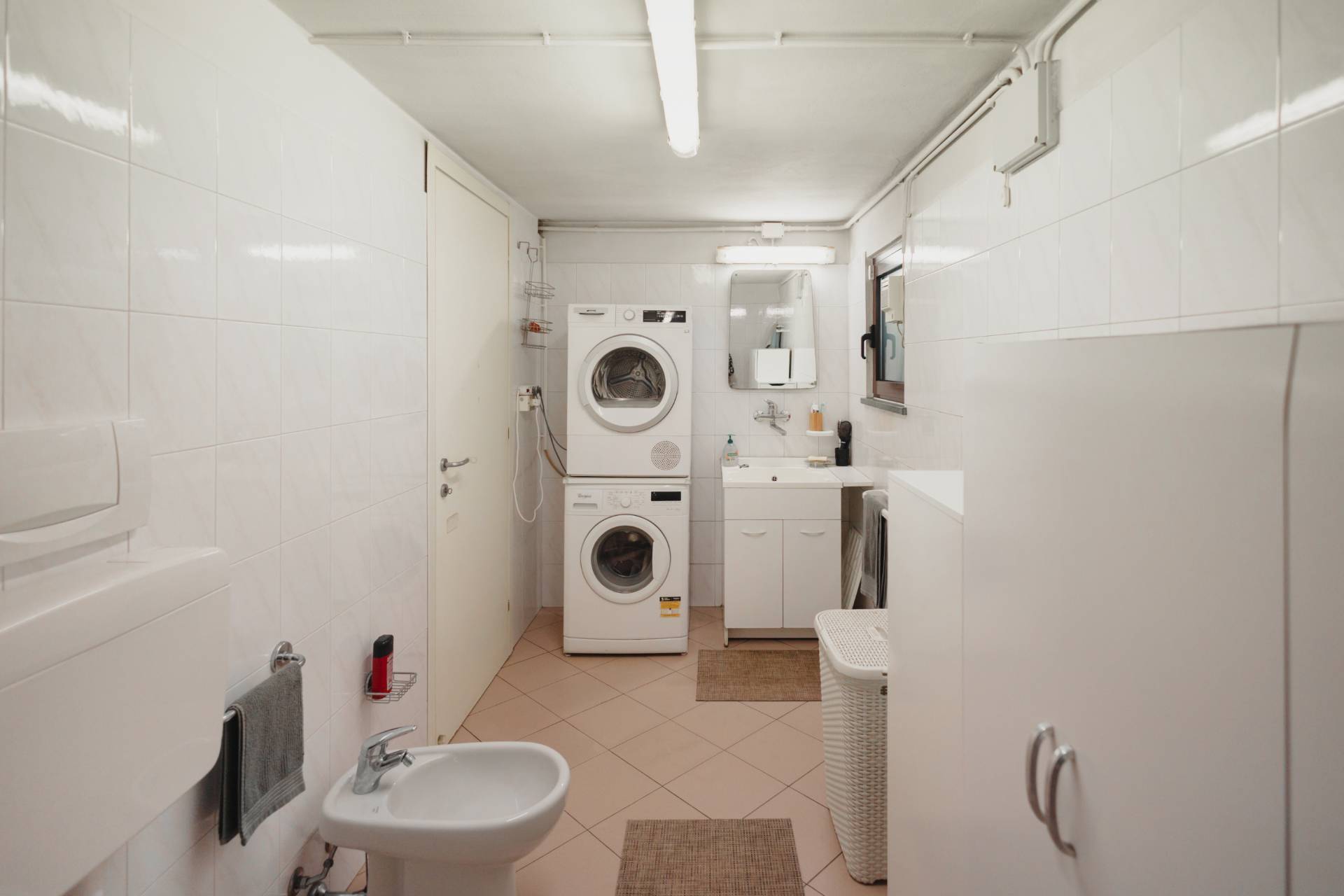 Immagine 52 di Villa in vendita  in Via San Martino 9 a Cuggiono