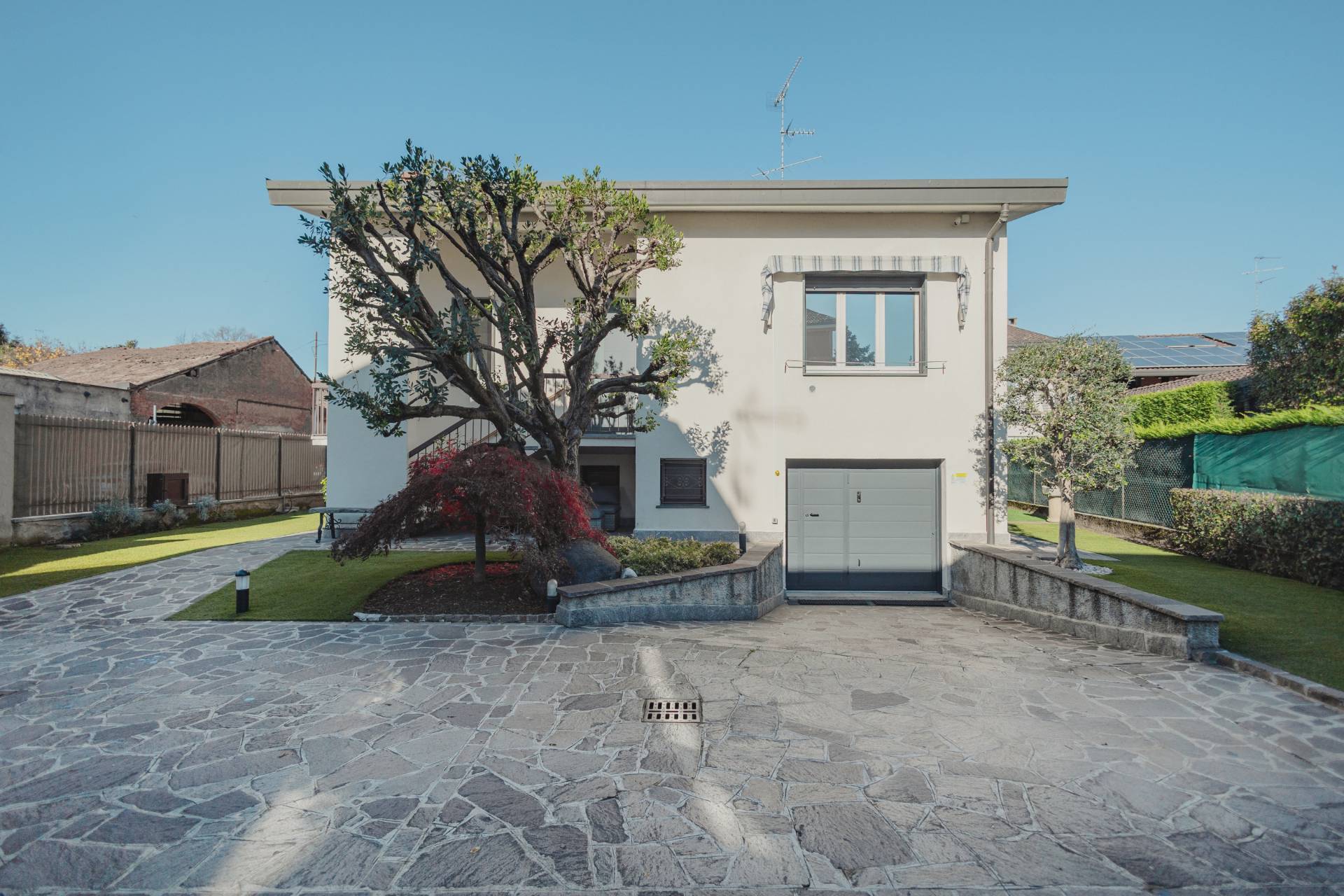 Immagine 3 di Villa in vendita  in Via San Martino 9 a Cuggiono