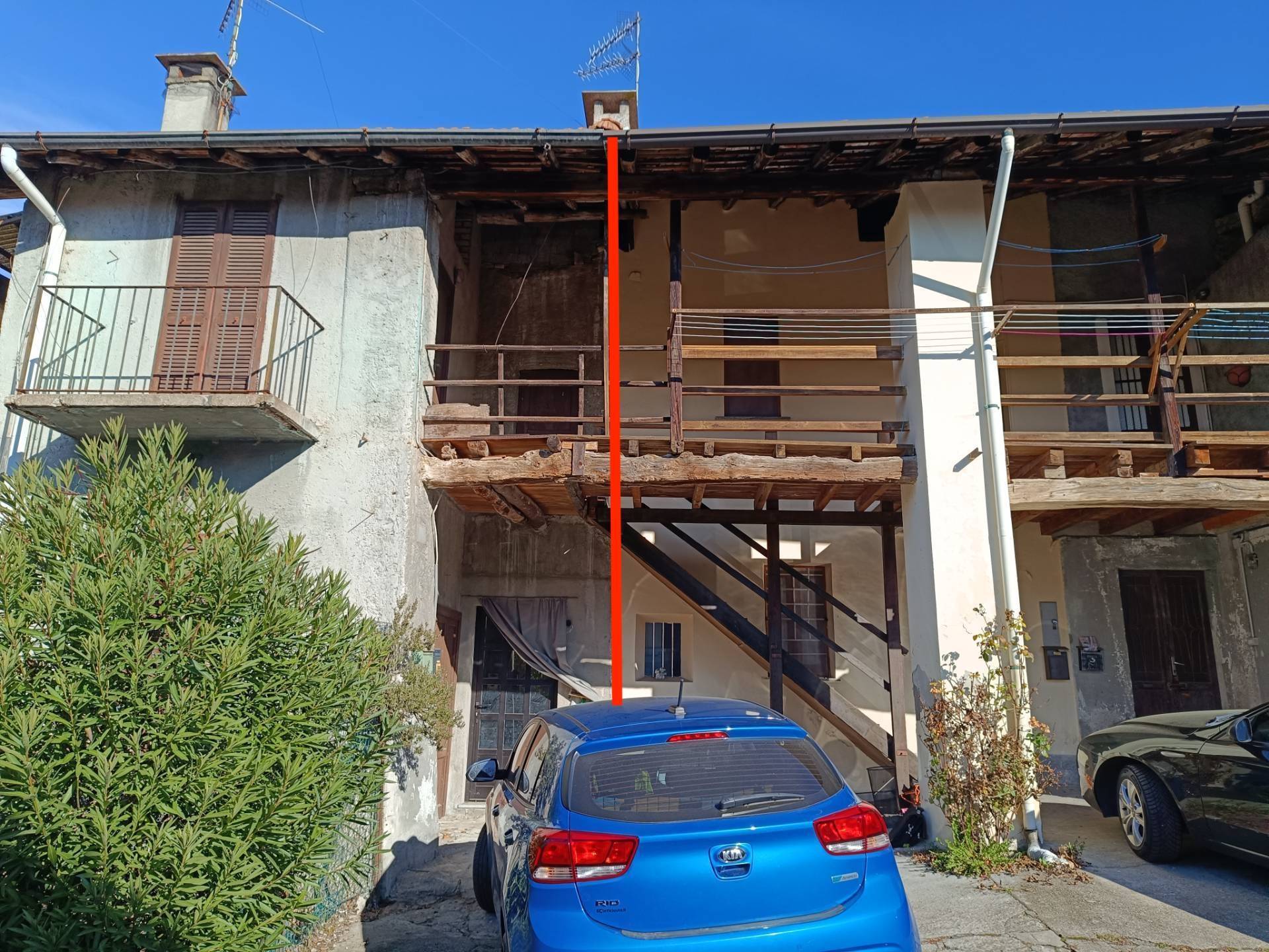 Immagine 7 di Rustico / casale in vendita  in via Toti a Varese