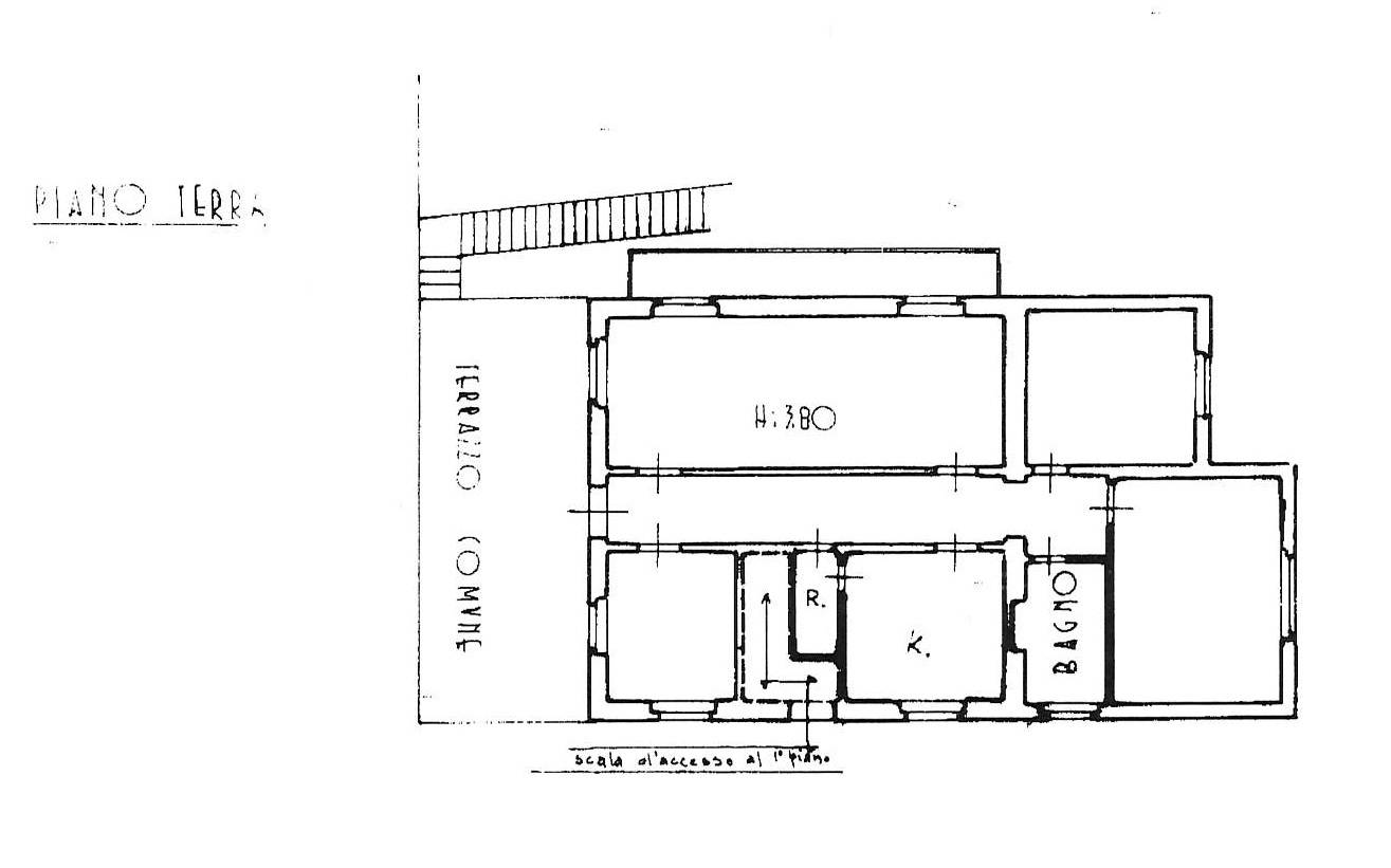 Immagine 24 di Casa indipendente in vendita  in VIA CONA 15 a Teramo