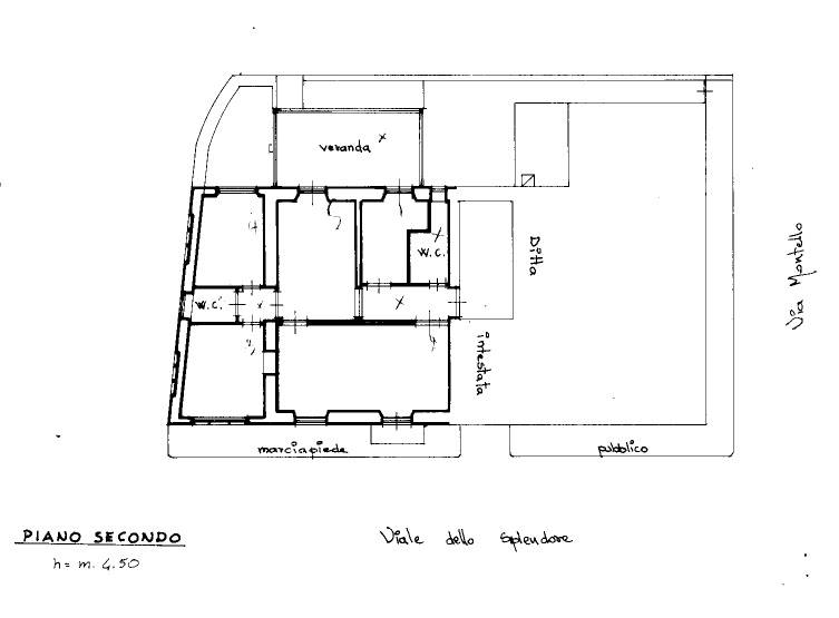 Immagine 11 di Palazzo in vendita  in Via Dello Splendore 6 a Giulianova