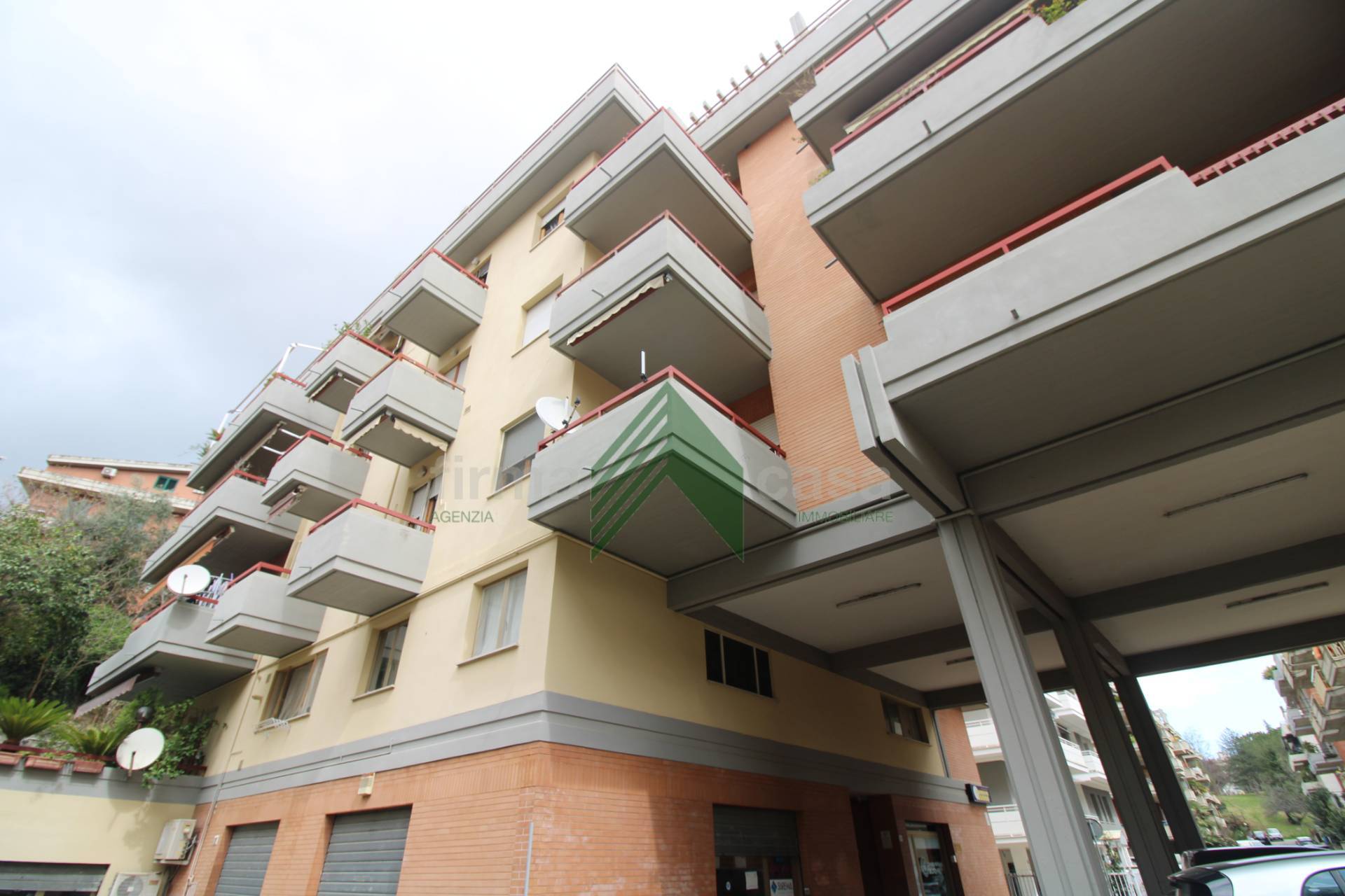 Immagine 2 di Ufficio in vendita  in via Felice Barnabei 34 a Teramo