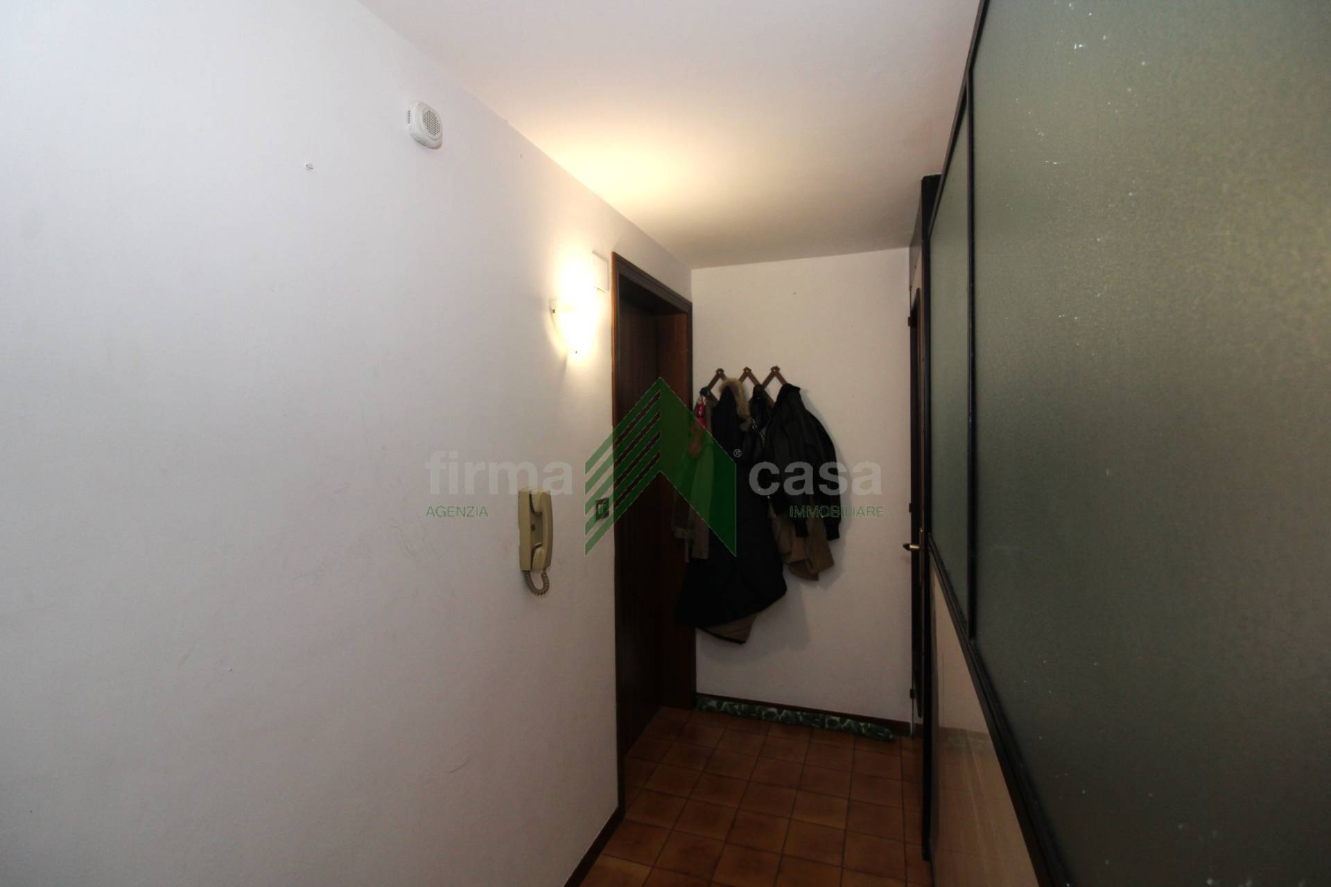 Immagine 15 di Ufficio in vendita  in via Felice Barnabei 34 a Teramo